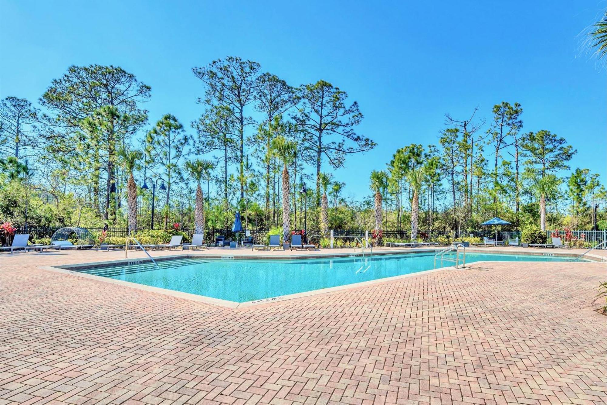Luxury 2Br Condo - Pool & Hot Tub - Near Disney Orlando Kültér fotó