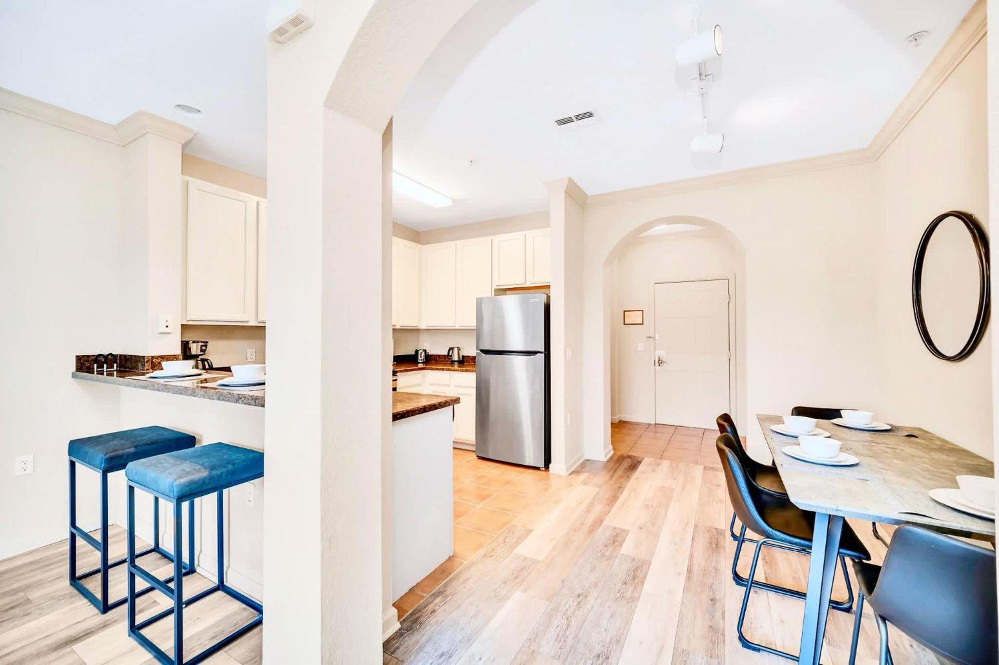 Luxury 2Br Condo - Pool & Hot Tub - Near Disney Orlando Kültér fotó